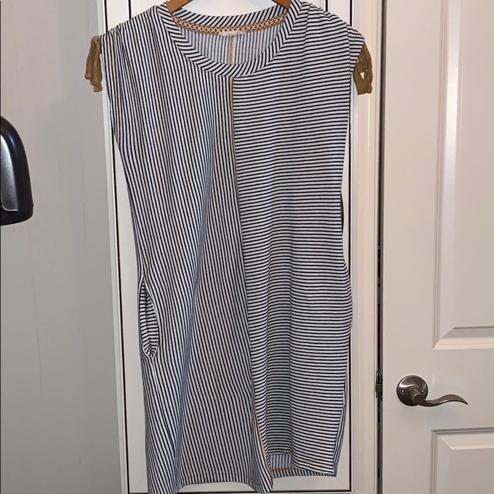 Cotton dress with pockets
